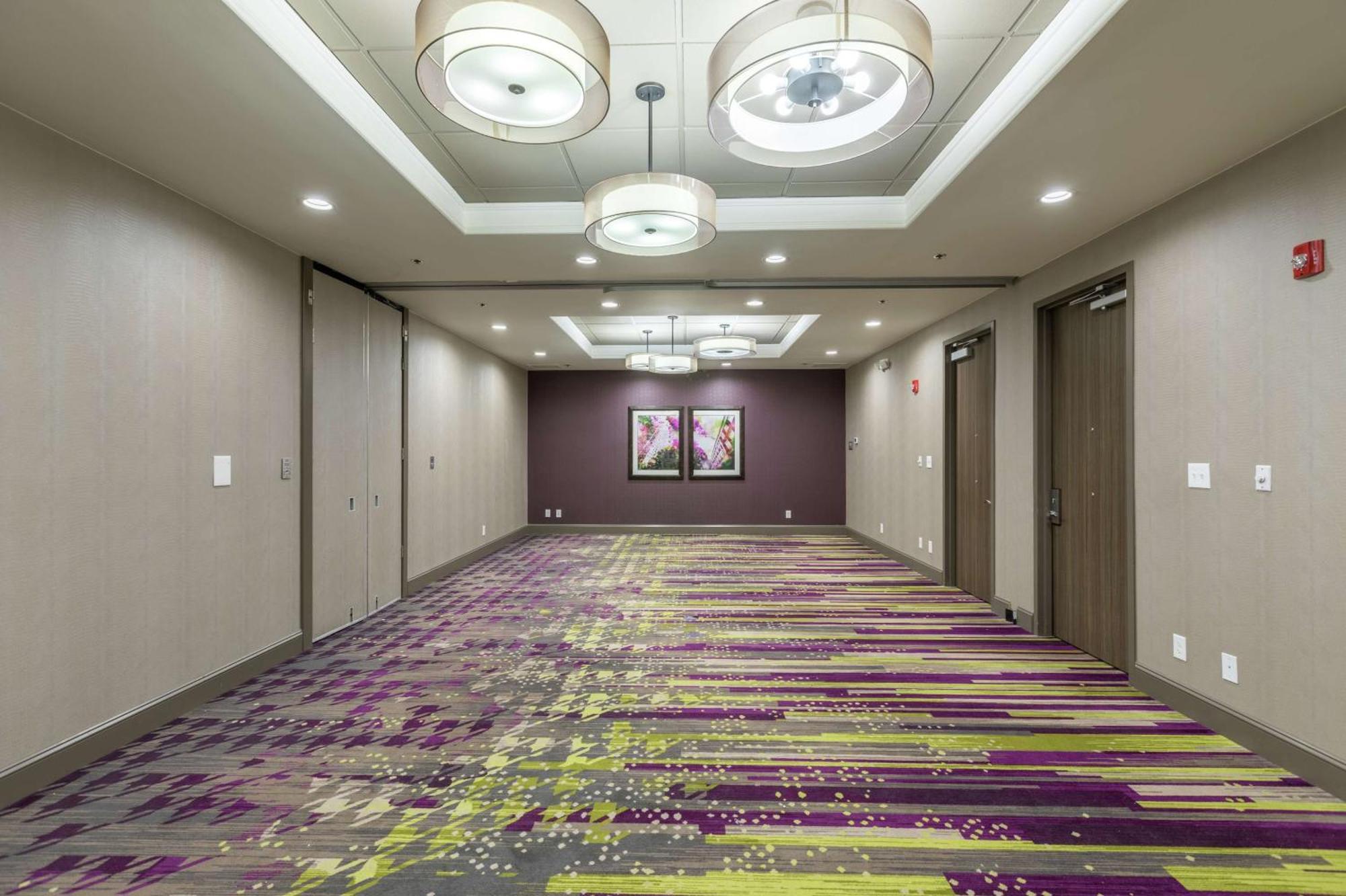 Doubletree By Hilton Winston Salem - University, Nc Exterior photo